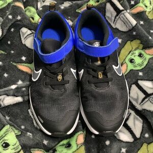 Boys NIKE Downshifter 12 sneaker